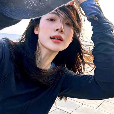 美少女大劈叉第二季高清在线观看封面